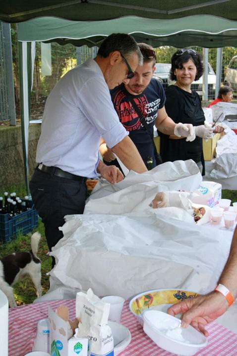 Descrizione: http://www.demetraviva.it/public/userfiles/images/251331_4080306044142_1699117973_n.jpg